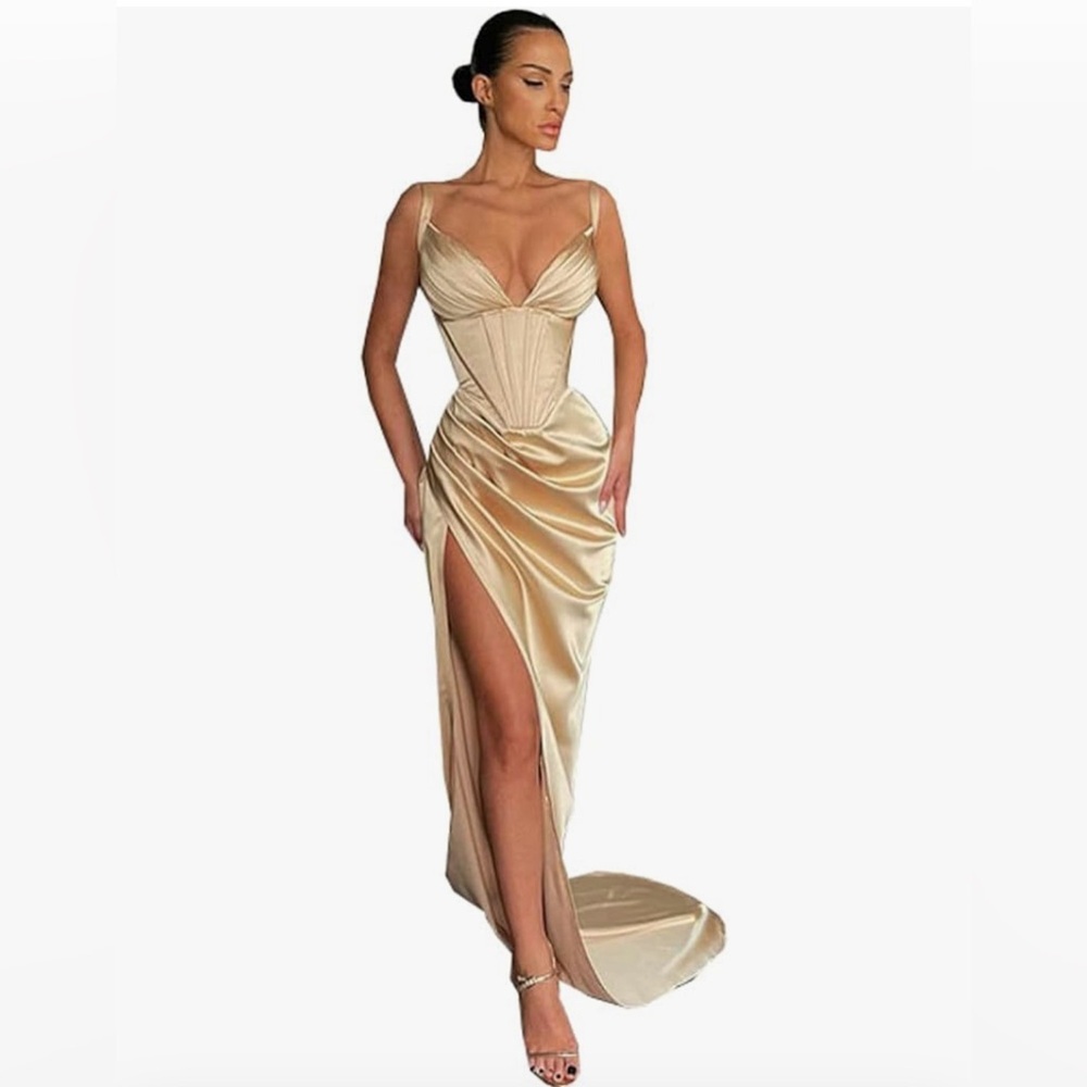 Mermaid High Slit VNeck Long Evening Prom Party Event Wedding Dres…